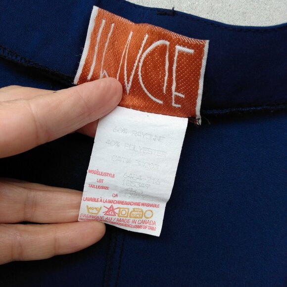 Vintage Plus Size Blue Skirt 36" to 38" Waist Pockets Button Front - Picture 9 of 10